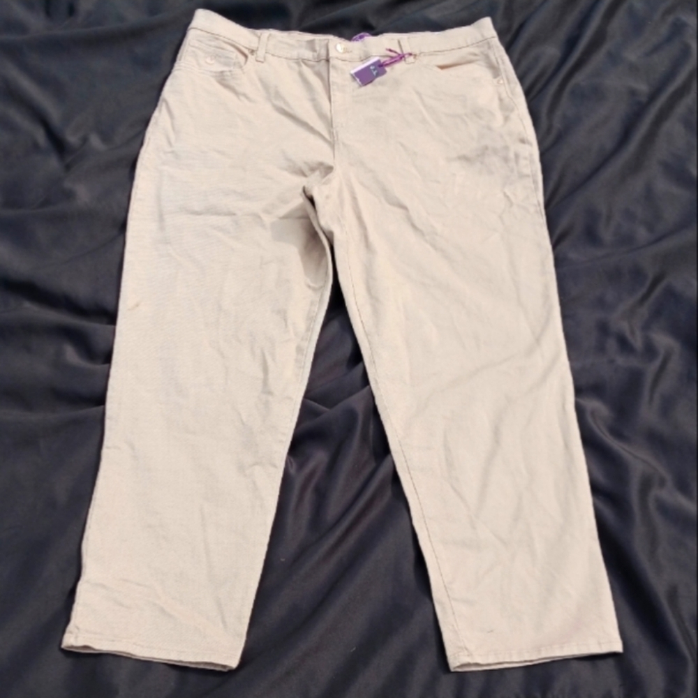 Gloria Vanderbilt "Amanda" Ultra Stretch Blue Jeans